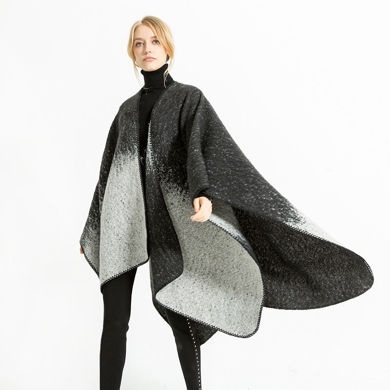 Damen Oversize-Ruana aus Wollmix mit Farbverlauf und Zierkettelnaht Drune