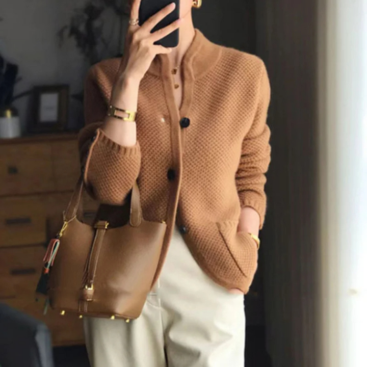 Drune | Anspruchsvolle Kuschelige Strickjacke