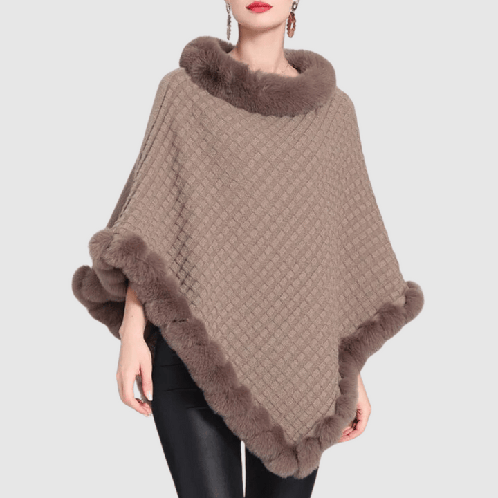 Drune | Poncho mit weicher Webstruktur – stilvoller Damenponcho mit Kragen und Kunstpelzabschluss