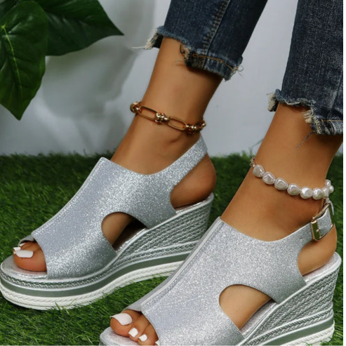 Drune | Schicke Glitzer Wedge Sandalen