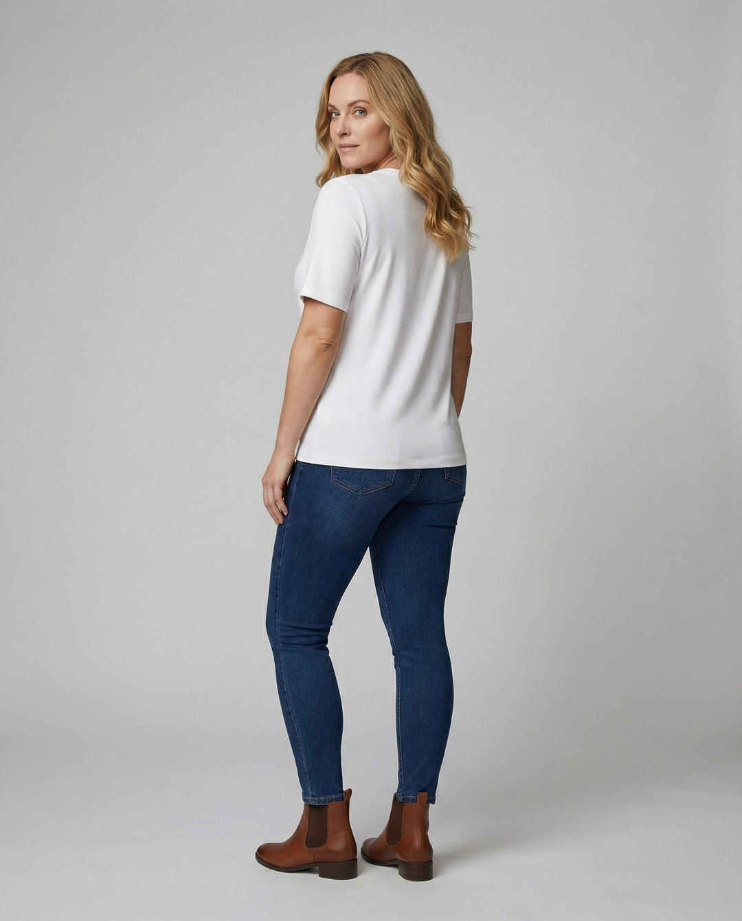 Drune | Bluse Stylischer V-Ausschnitt Sommer Weiß Top