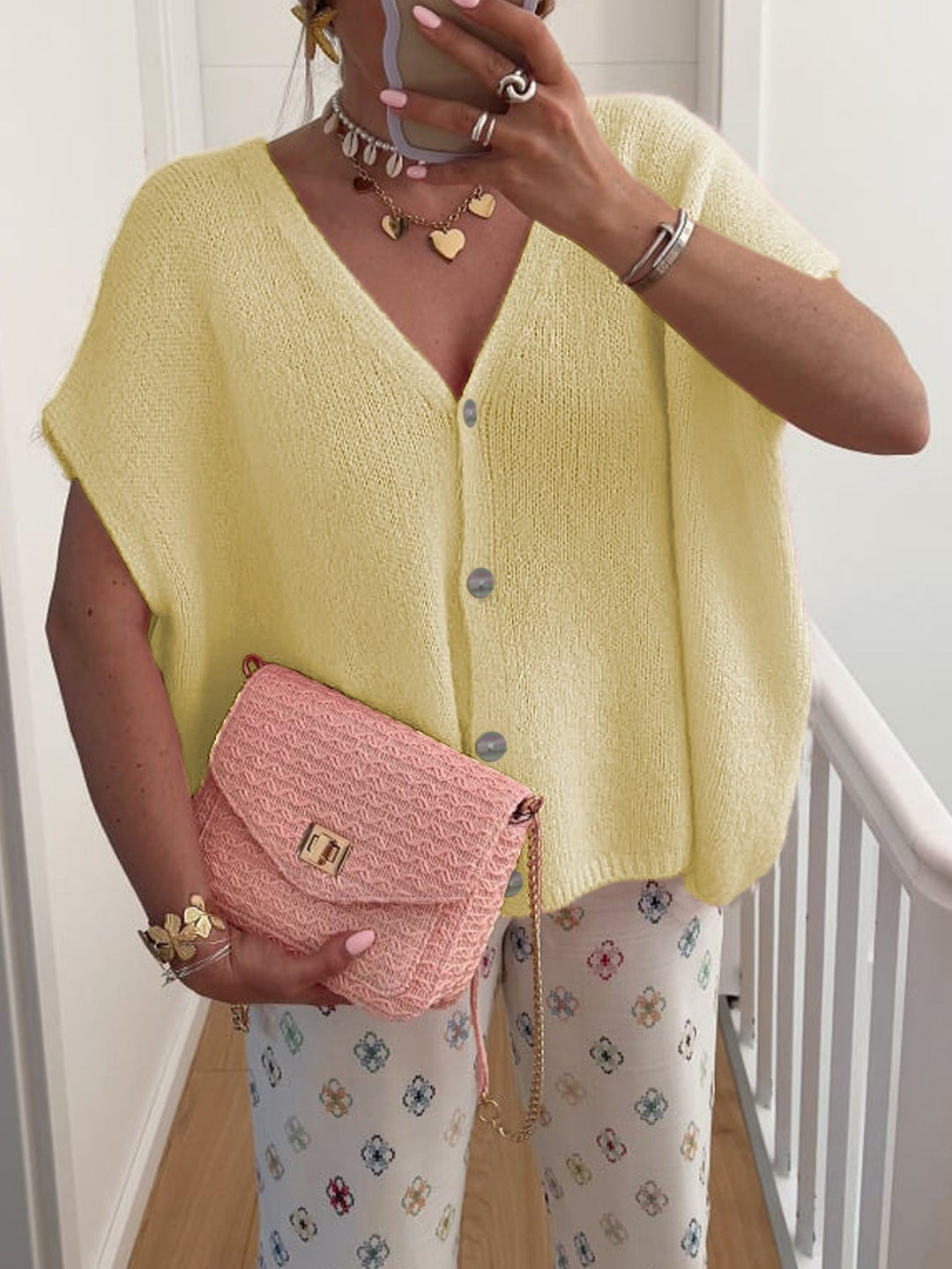 Drune | V-Ausschnitt Kurzarm Cardigan
