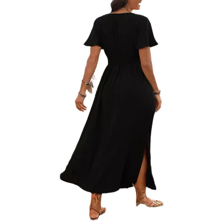 Drune | Elegantes Kurzarmkleid Mit Chorkragen