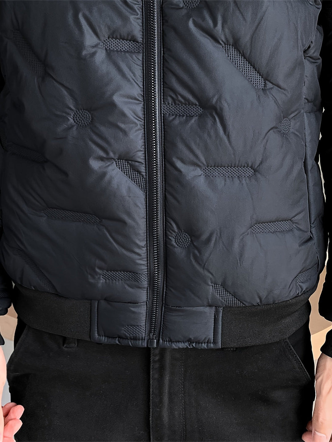 Drune |  Schwarze Baumwoll Winddichte Und Warme Langärmelige Winterjacke Für Herren - Perfekt für kalte Tage