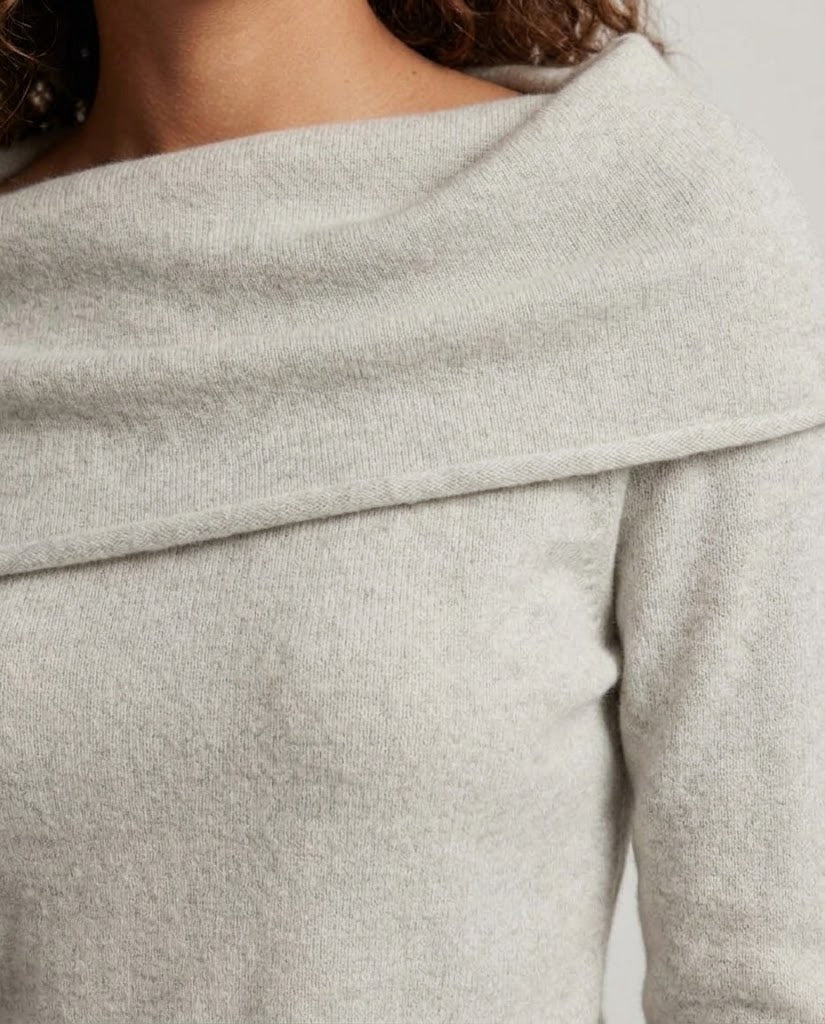 Damen Feinstrick-Pullover mit überschnittener Carmen-Kragenpartie und taillierter Passform Drune