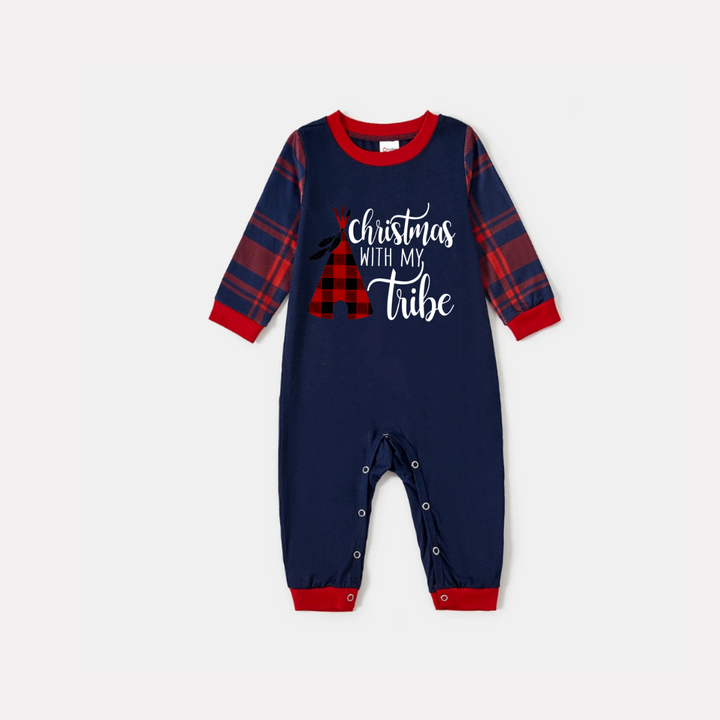Drune | Weihnachtsröhre und Buchstabendruck Blau Langarmoberteil mit Rot & Blau Karo Familienset Pyjamas