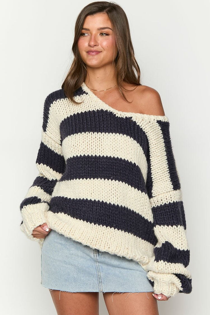 Drune | Gestreifter Strickpullover mit Schulterfreiem Design Schicker Herbstpullover