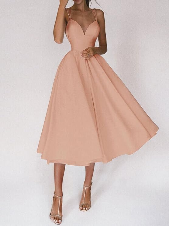 Drune | Ein Leichtes Kleid mit Zarten Spaghettiträgern