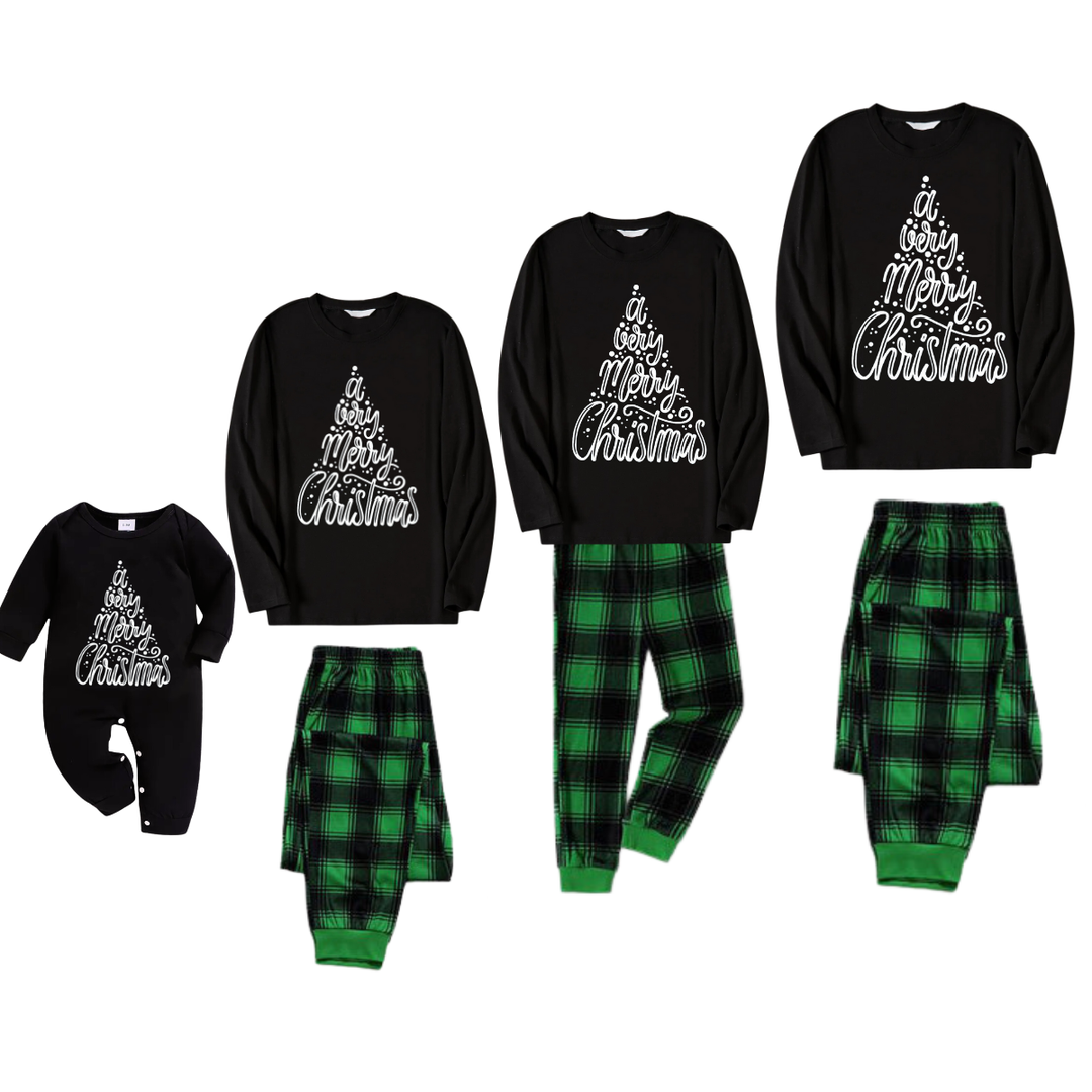Drune | "Ein sehr frohes Weihnachten" Schwarzes Langarm-Oberteil mit schwarzen und grünen Karohosen Familienpassende Pyjamas