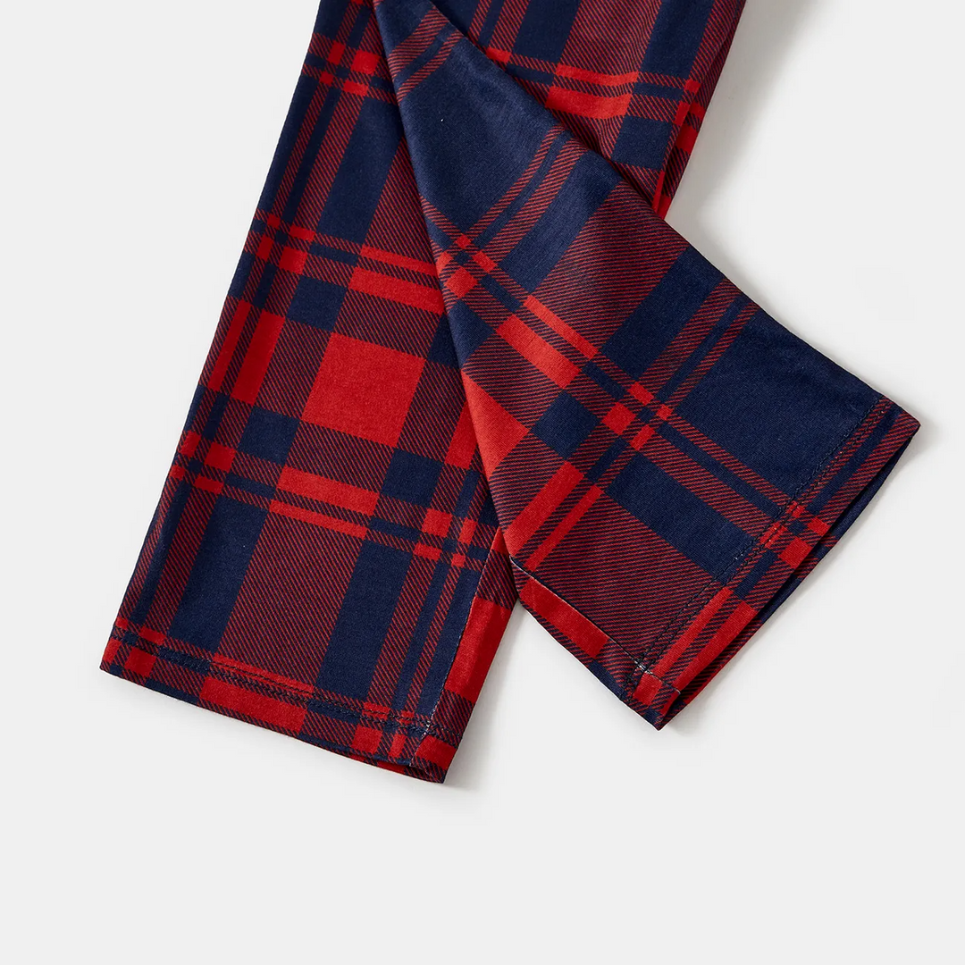 Drune | Weihnachtsfamilie passende Pyjamas - Navy & rote Karomuster Pjs Set mit "Familien Weihnachten 2025" und Santa Muster Druck