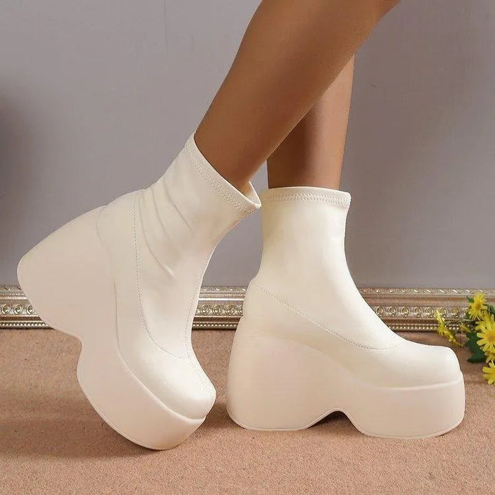 Drune | Chelsea boot with elastic wedge heel made of leather
