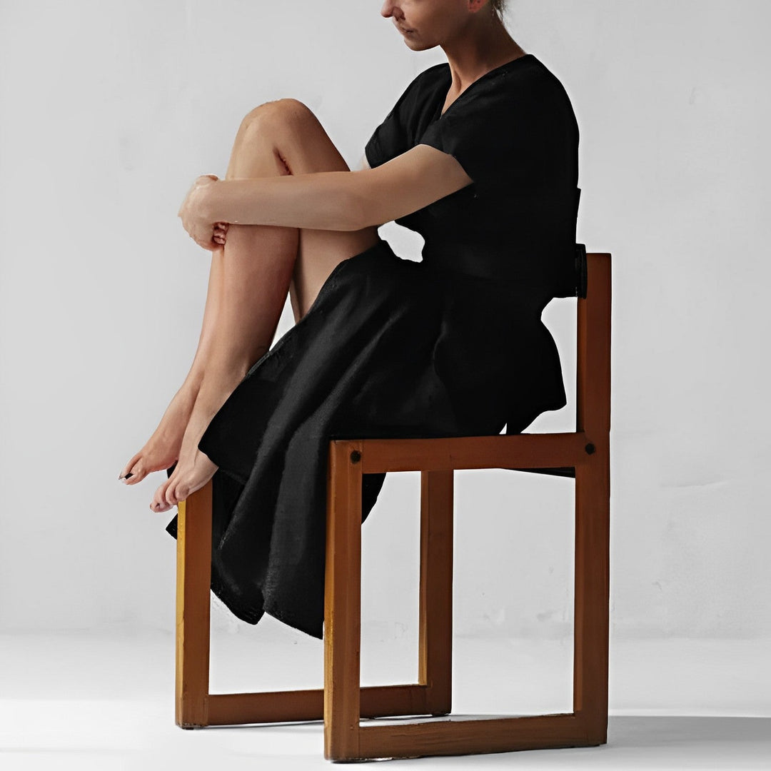 Drune - Strickkleid mit Schnürung und Taschen
