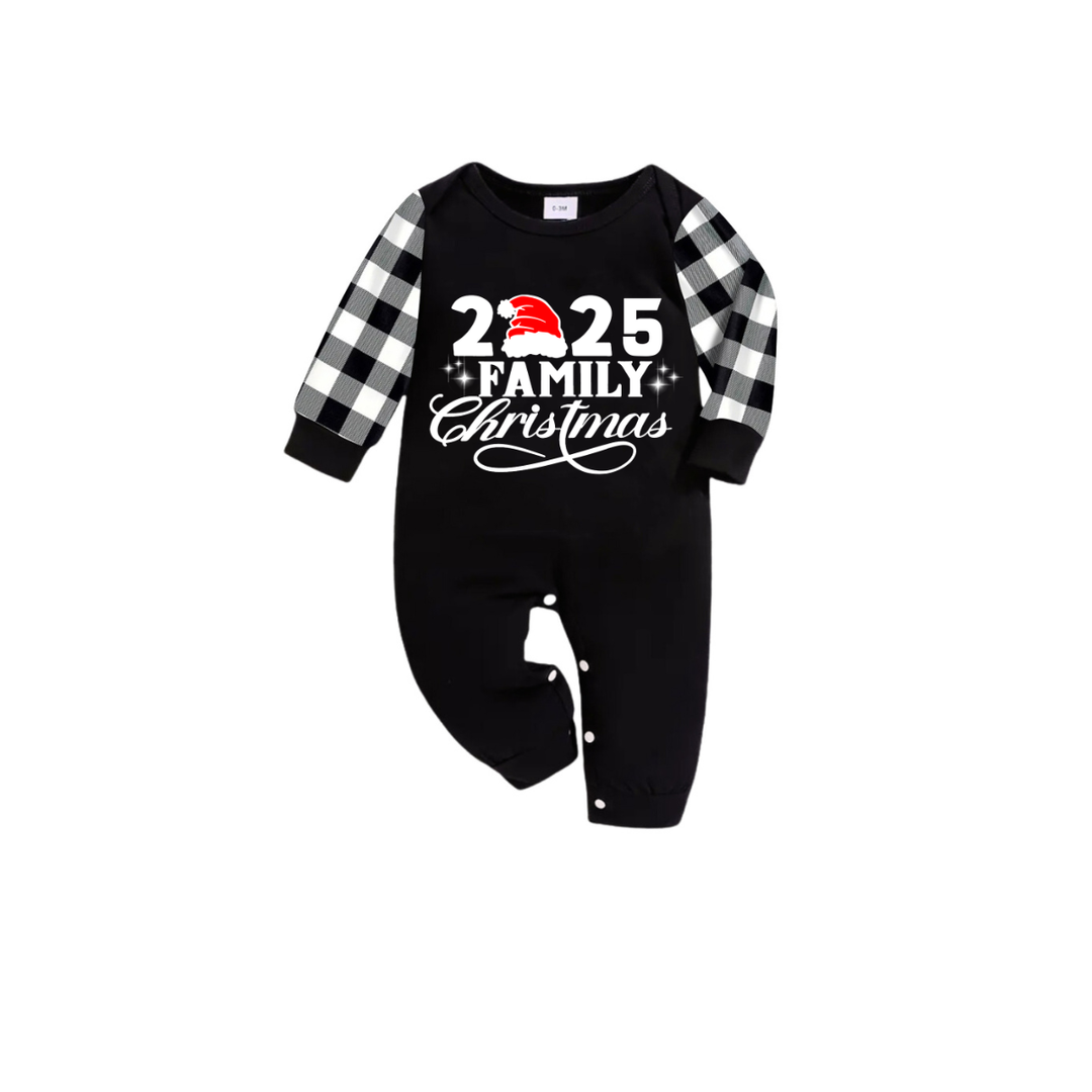 Drune | "2025 Familie Weihnachten" Buchstabenprint Schwarzes Langarmshirt mit Schwarz-Weißen Karohosen Familie Passende Schlafanzüge