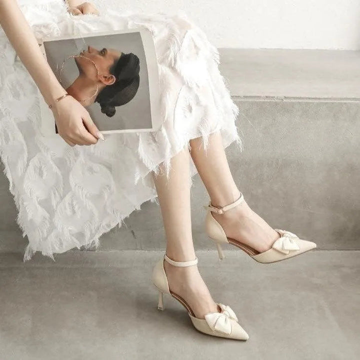 Drune | Pumps für Damen mit Schleife und Spitzenabsatz