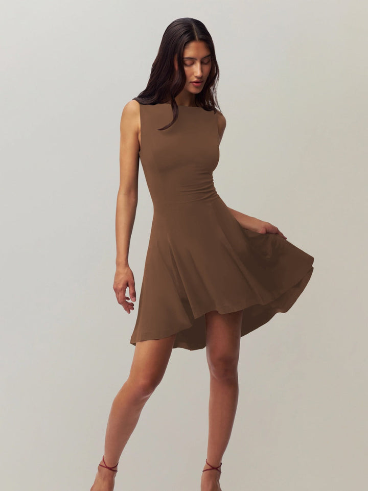 Drune | Ärmelloses Kleid mit Kragen