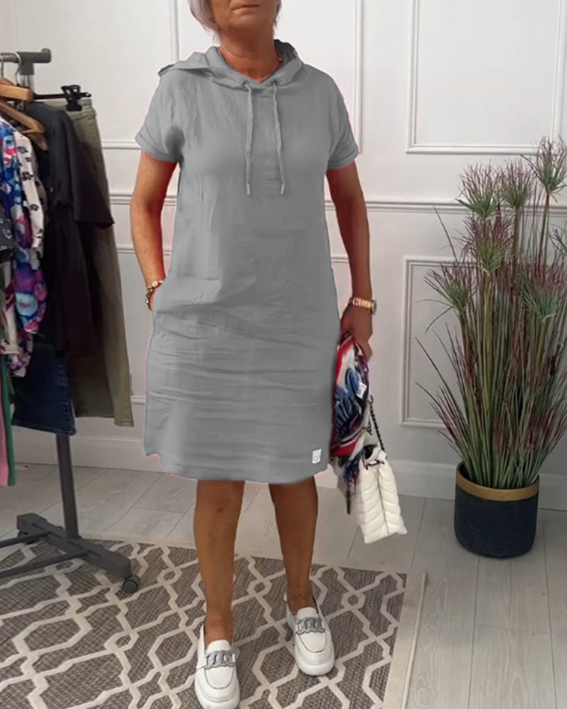 Drune | Kurzärmliges Freizeitkleid mit Kapuze
