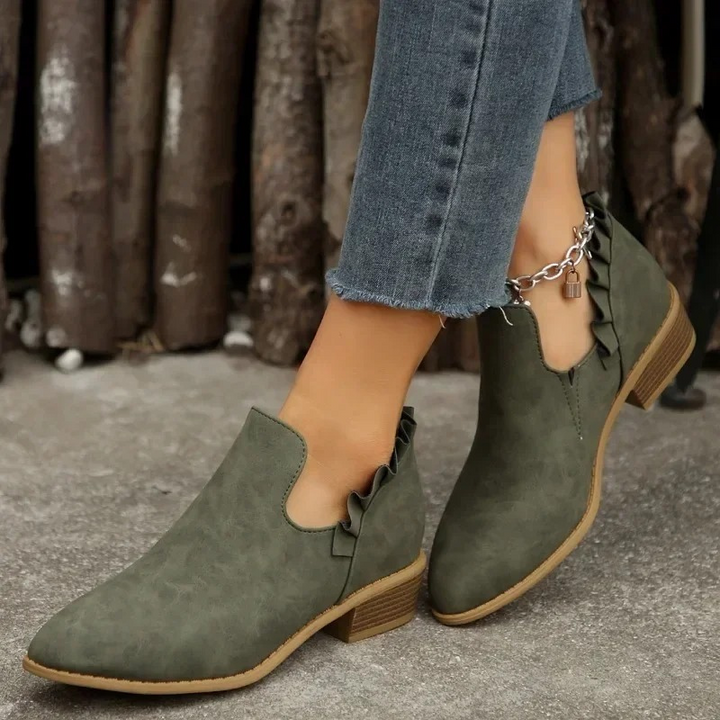 Elina Haltbare und Rutschfeste Stiefelette mit Rüschendetails Drune