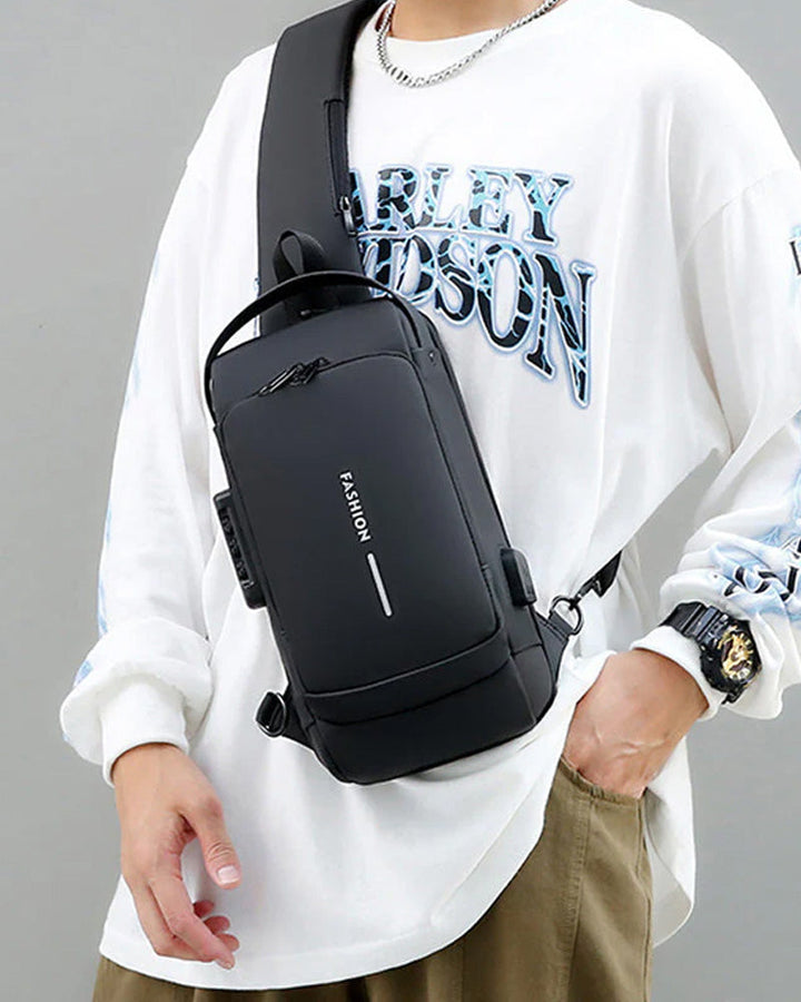 Drune | Diebstahlsichere Brusttasche mit Zahlenschloss