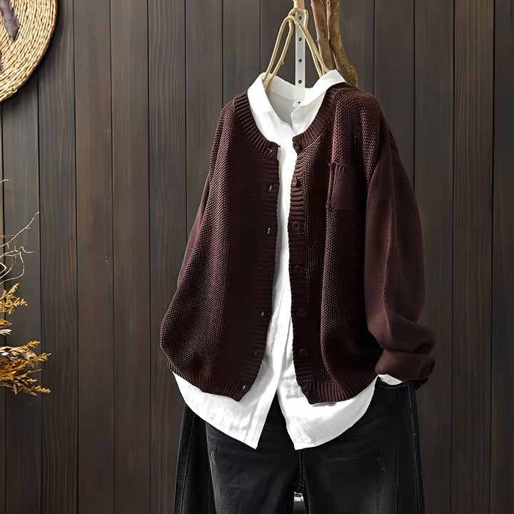 Drune | Klassische, locker sitzende Strickjacke für Frauen
