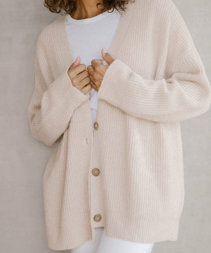 Heidi-Mode |Strickjacke für Komfort und Eleganz