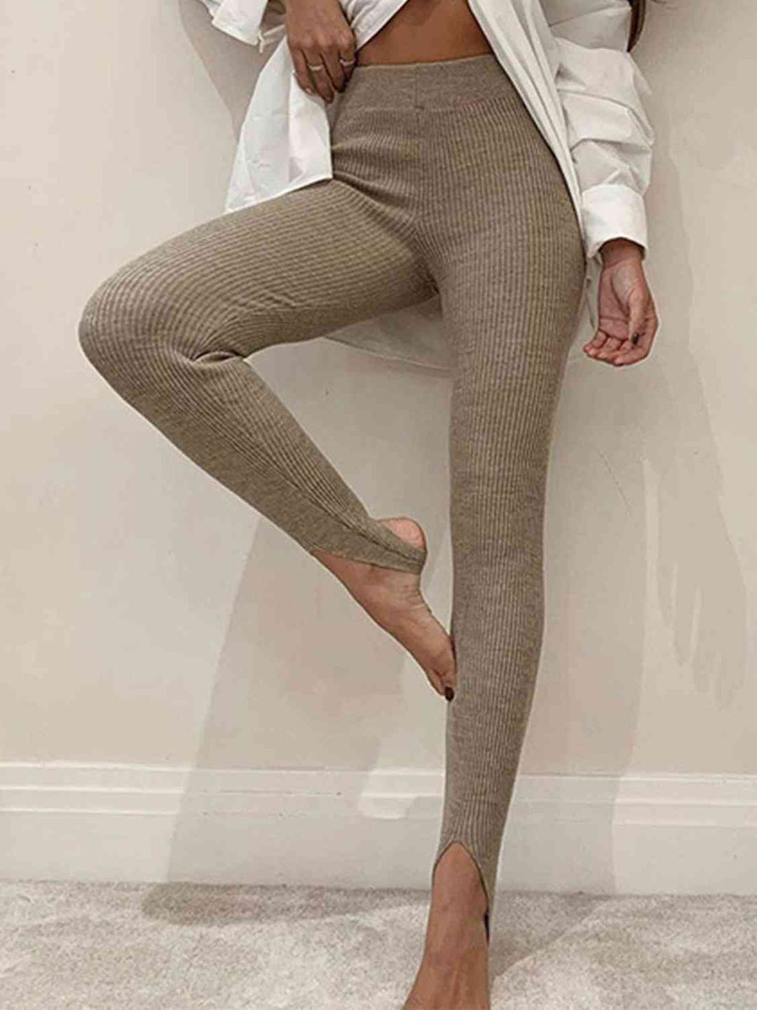 Drune | Geripptes Mittel Taillen Leggings