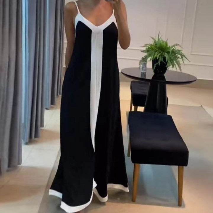 Drune | Kontrastfarbenes langes Kleid mit V-Ausschnitt und Strapsen