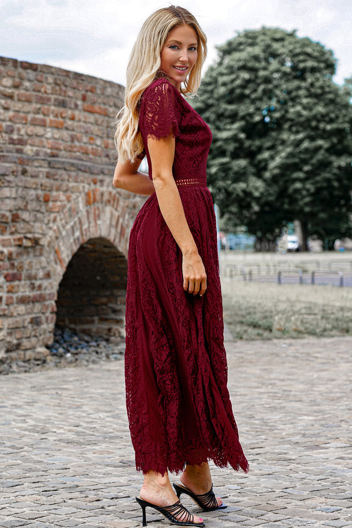 Drune | Lace Plunge Kleid Mit Gewelltem Saum
