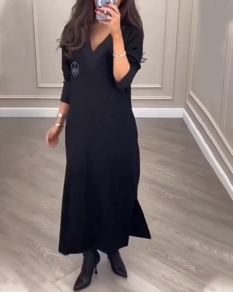 Drune | Kleid mit Seitenschlitz mit V-Ausschnitt