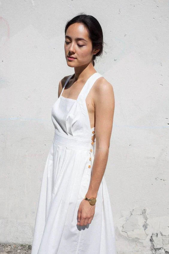 Drune | Rückenfrei, Falten Kleid mit Großen Taschen