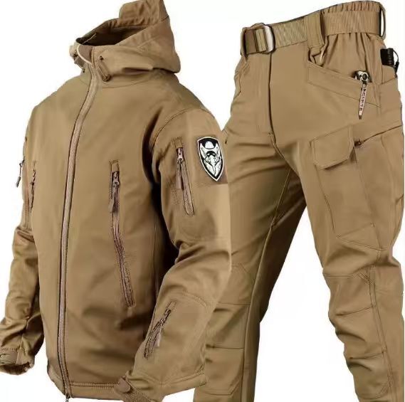 Drune Herren Outdoor-Set mit Kapuzenjacke und Cargohose