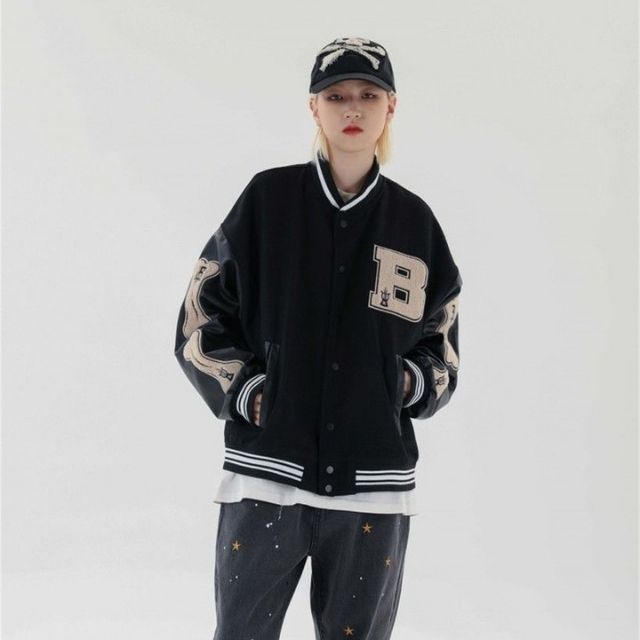 Drune | Varsity Streetwear Bomberjacke mit bestickten Patches