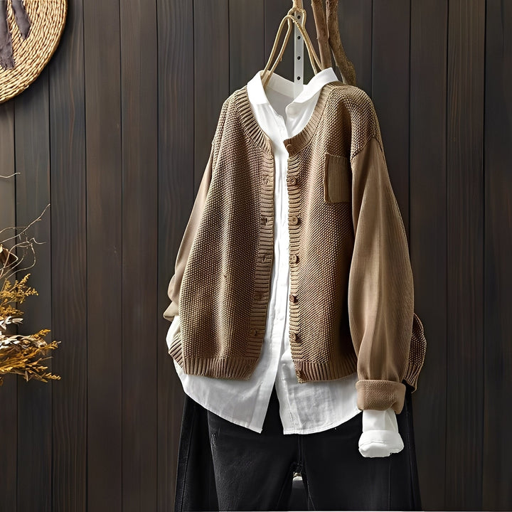 Drune | Klassische, locker sitzende Strickjacke für Frauen