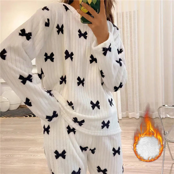 Drune | Fleece Komfort Pyjama - Süß, Warm und Bequem in 7 Trendy Varianten