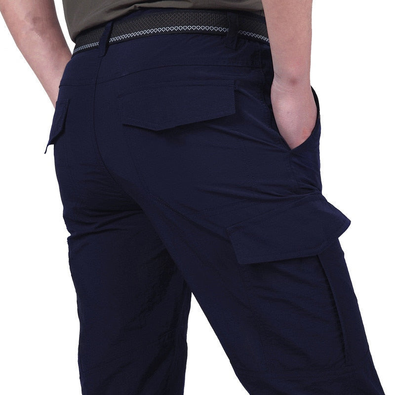 DruneFunktionale und Stilvolle Herren Cargo Hose mit Praktischen Klappen Taschen
