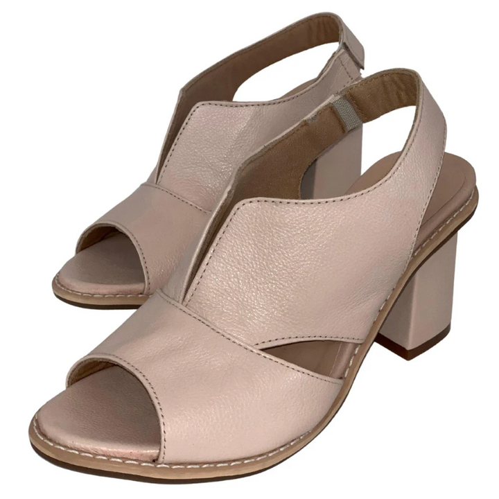 Drune | Unübertroffene Langlebigkeit Und Zeitlose Eleganz in Damensandalen Aus Echtem Leder