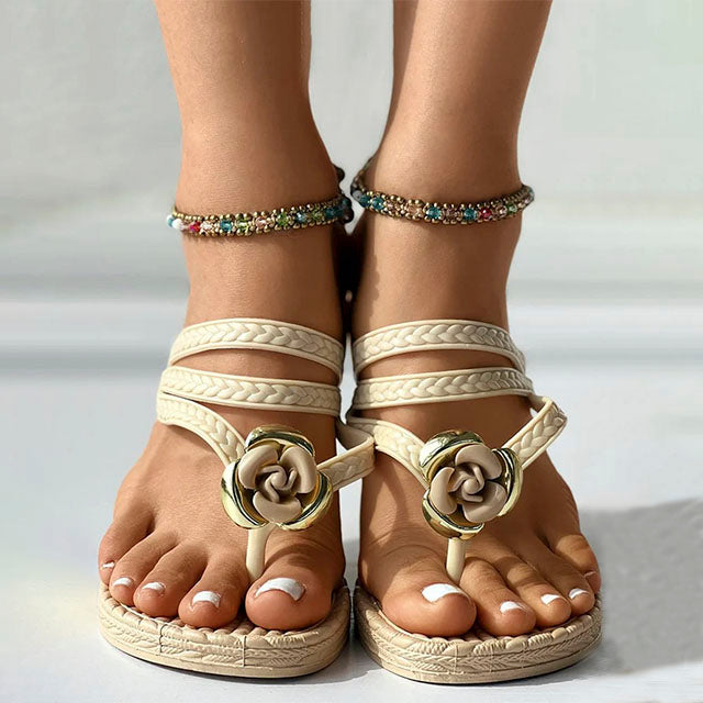 Drune | Geflochtene Sandalen Mit Blumenverzierung