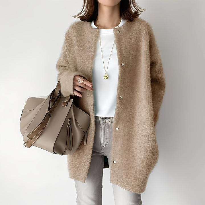 Drune | Stylischer, locker sitzender Cardigan für Frauen