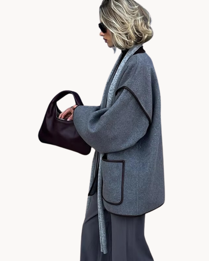 Drune | Taillierte Damenjacke mit Schickem Gürteldesign