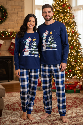 Drune | Paar Blaue Karierte Schlafanzugset mit Schneemann- & Weihnachtsbaumdruck
