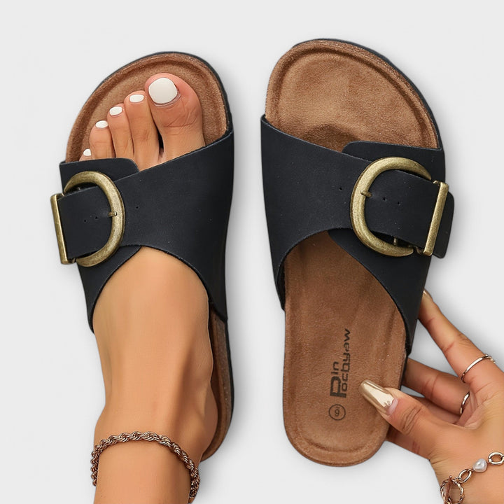 Drune | Stilvolle Schnallen Slide Sandalen
