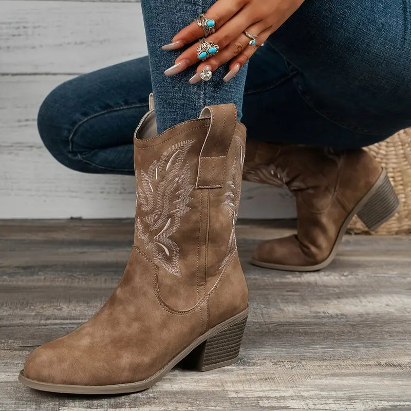 Drune | Retro High Heels Stiefel