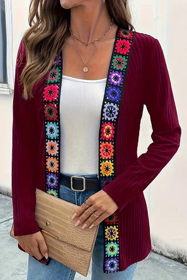 Drune | Strickjacke mit Blumenrand und langen Ärmeln