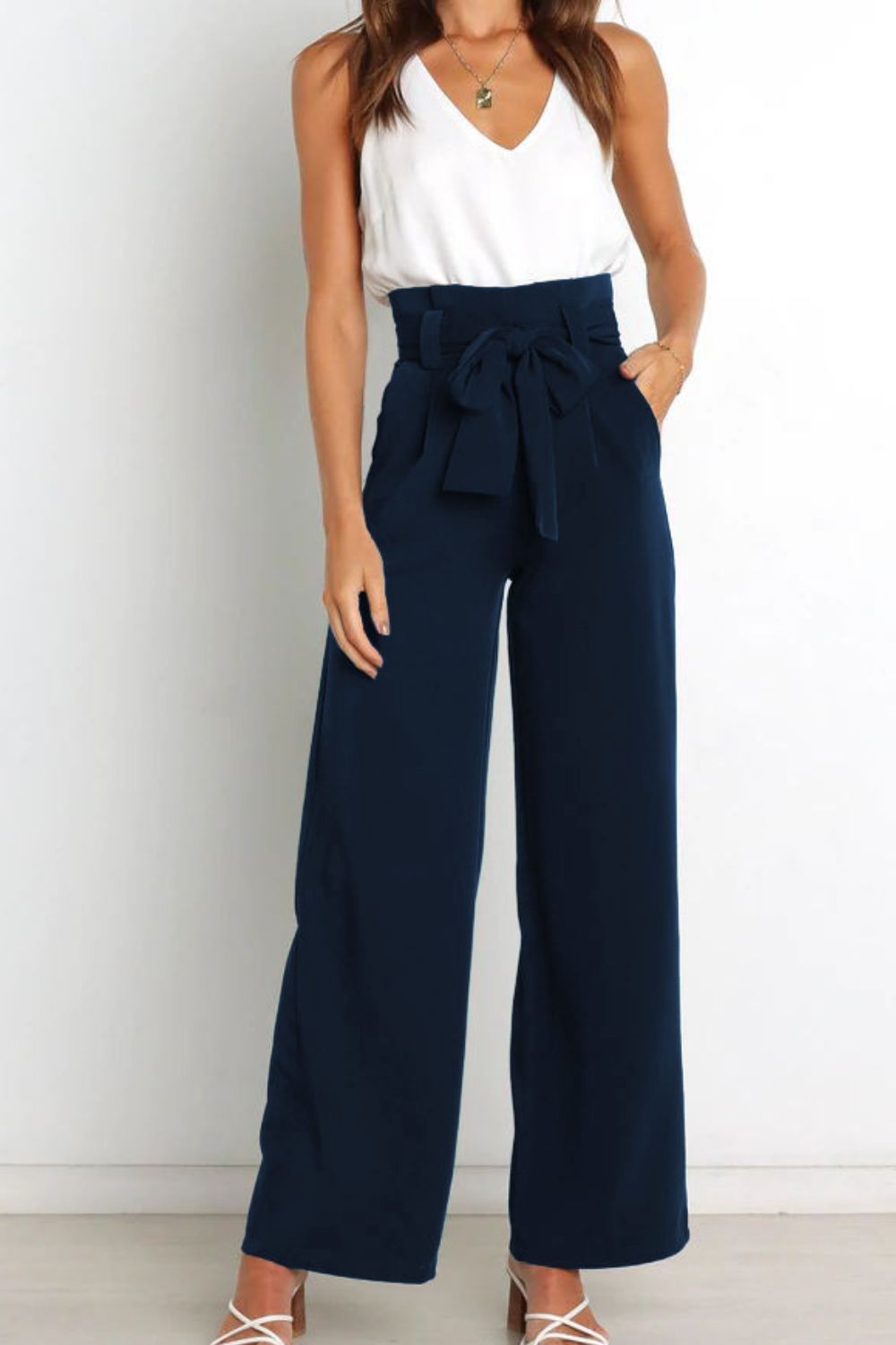 Drune | Hohe Taille Paperbag Hose mit Schleifendetail