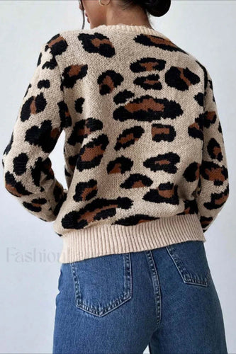 Drune | Pullover mit Farbfeld und Leopardenmuster und Rundhalsausschnitt