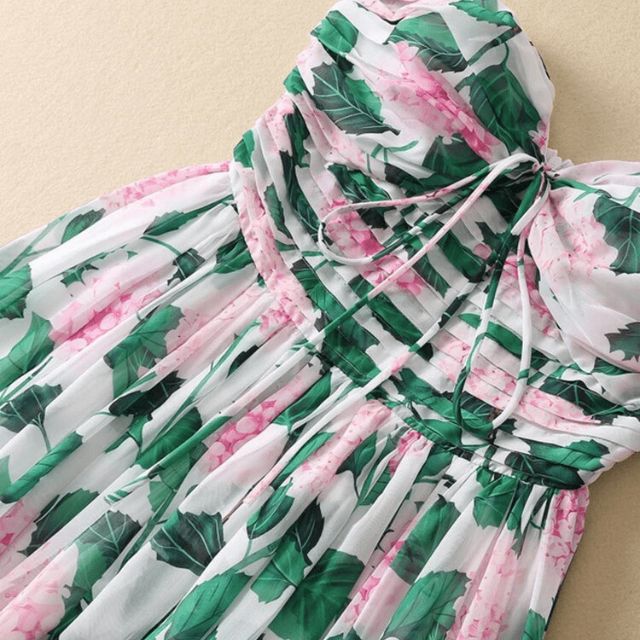 Drune | Trägerloses Maxikleid mit Blumenmuster und gerafftem Oberteil