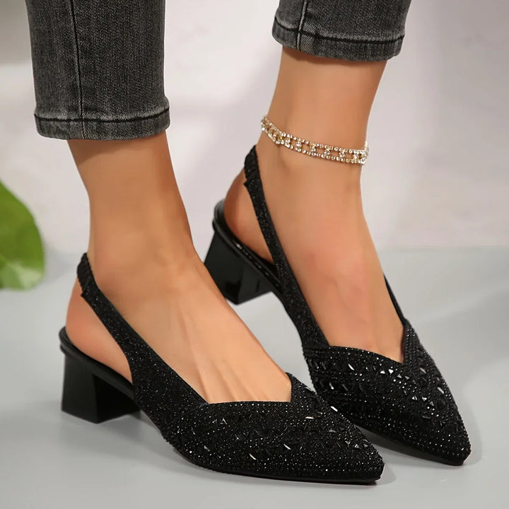 Glanzvolle Absatzsandalen mit funkelnden Kristalldetails Drune Drune
