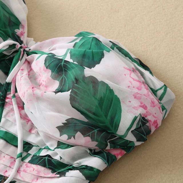 Drune | Trägerloses Maxikleid mit Blumenmuster und gerafftem Oberteil