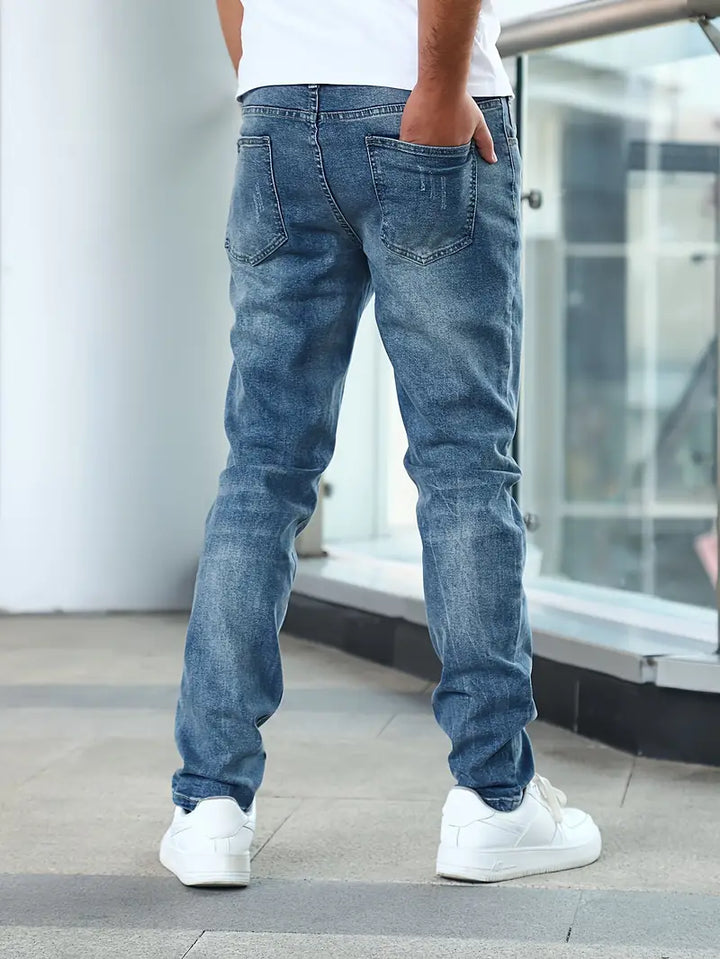 Drune | Jeans in lässigem, stylischem Design