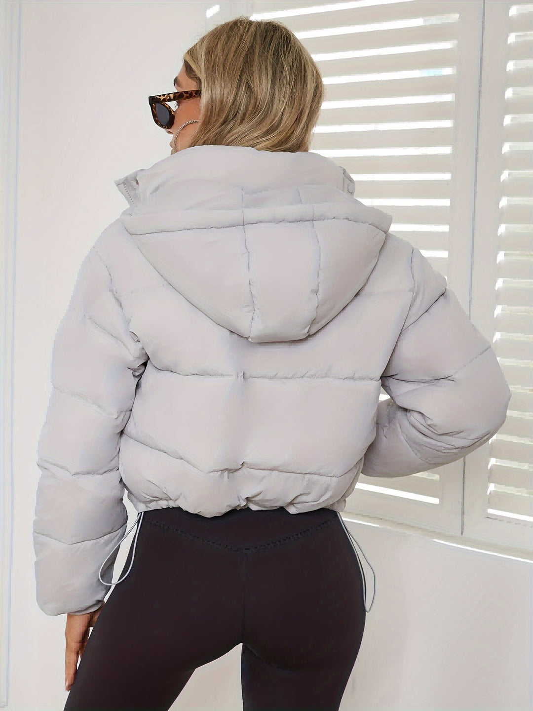 Drune | kurze warme Winterjacke für Damen - Perfekt für den Winter