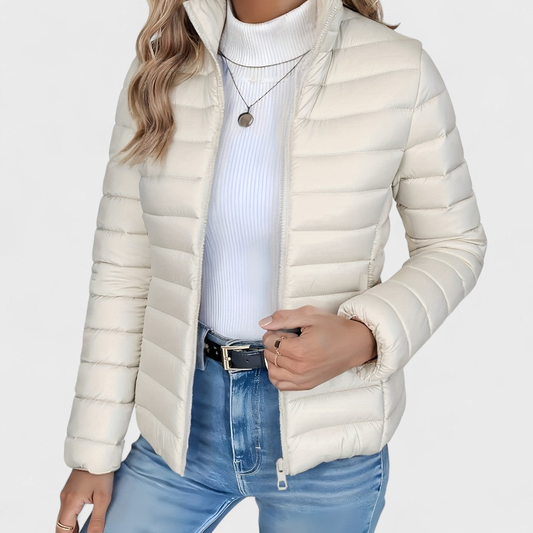 Drune | Elegante lange Damenjacke im klassischen Stil